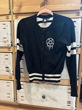 Pentagram cardigan